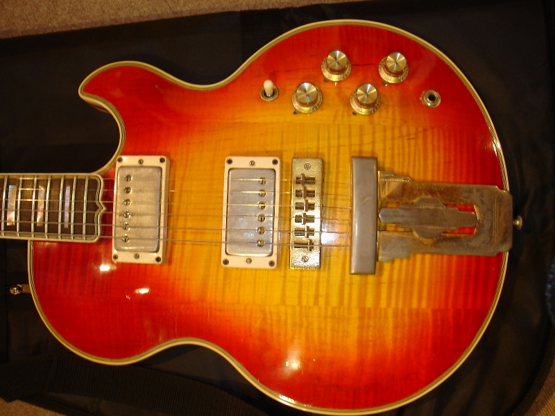 ネック（修理事例） – ギター工房 ヴァリアスルシアリー